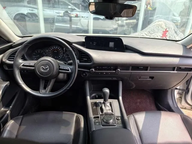 MAZDA 3 AXELA 2021