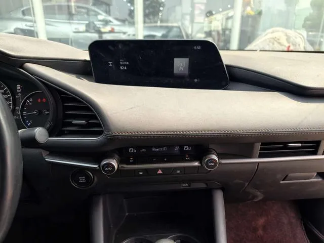 MAZDA 3 AXELA 2021