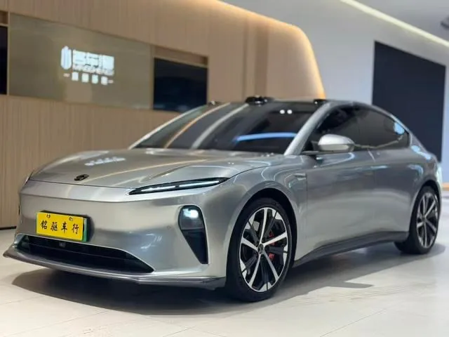 NIO ET5 2022