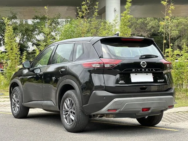 NISSAN X-TRAIL LUXURY EDITION 2022