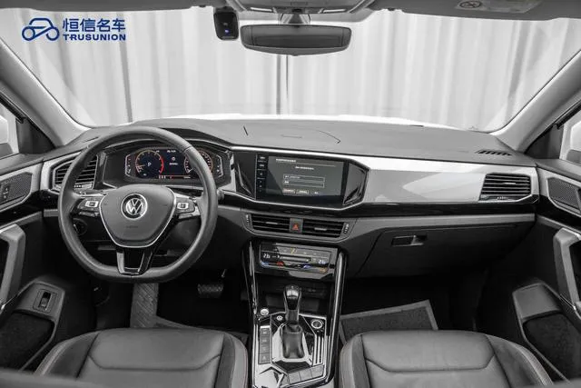 VOLKSWAGEN TAYRON 2022