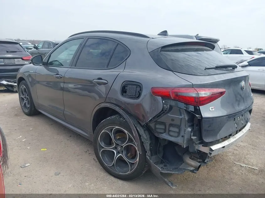 ALFA ROMEO STELVIO VELOCE AWD 2023