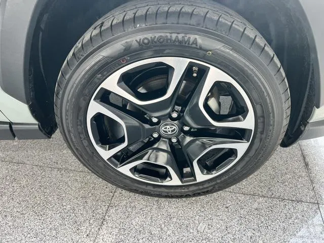 TOYOTA RAV4 - 11/2021 RAV4 4WD - 11/2021 2021
