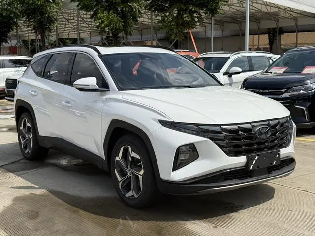 HYUNDAI TUCSON L 2021
