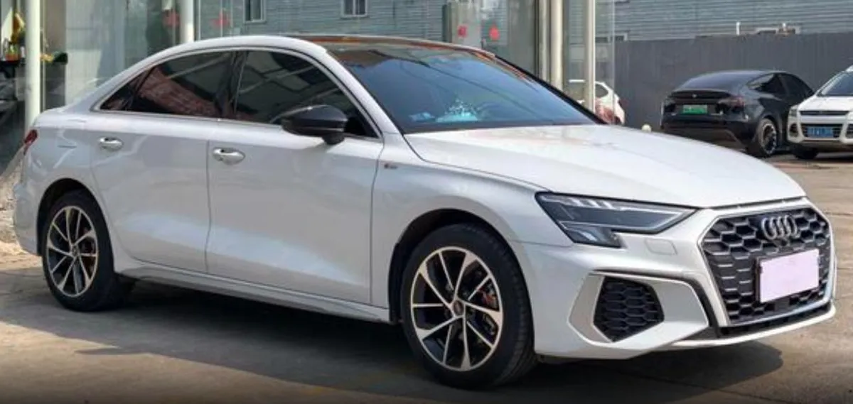 AUDI A3 2022