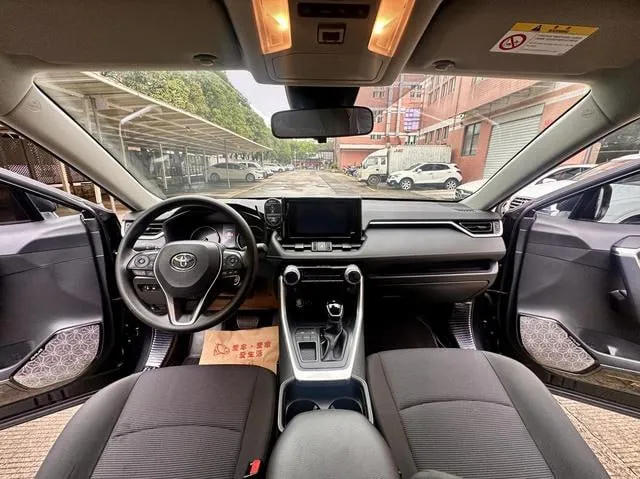 TOYOTA RAV4 URBAN EDITION 2023