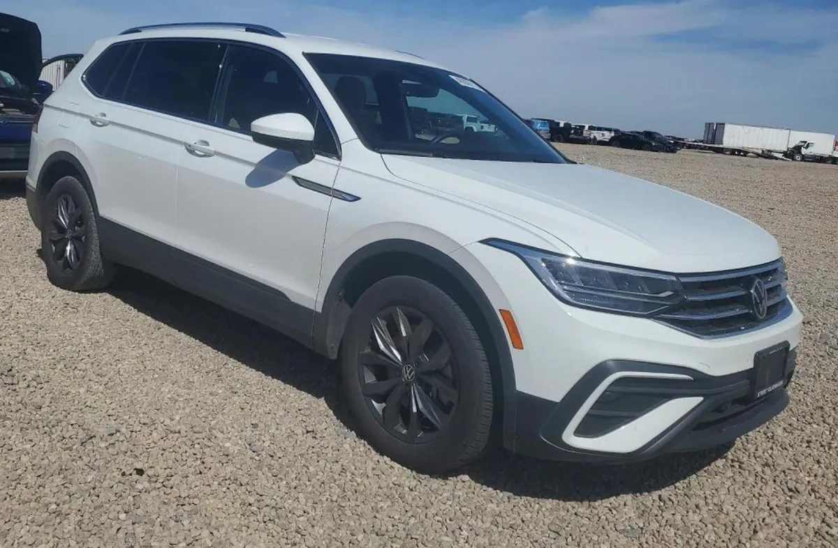 VOLKSWAGEN TIGUAN SE 2024