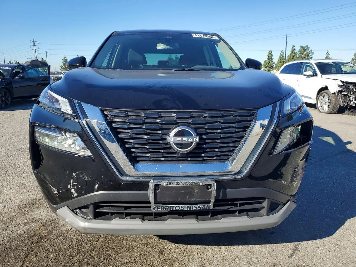 NISSAN ROGUE SV 2023