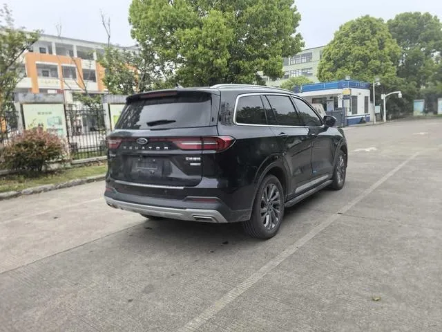 FORD EQUATOR PREMIUM MODEL 2022