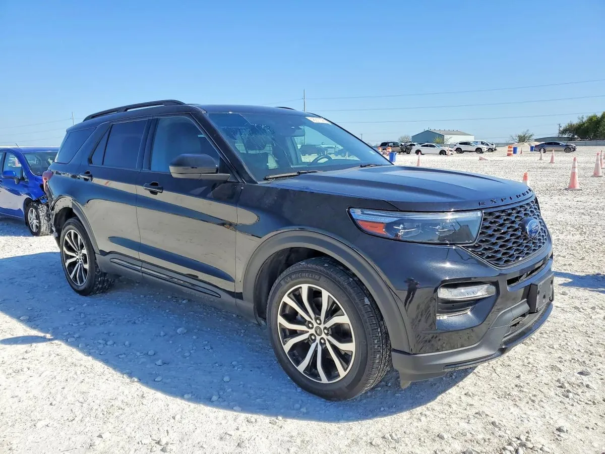 FORD EXPLORER ST 2023