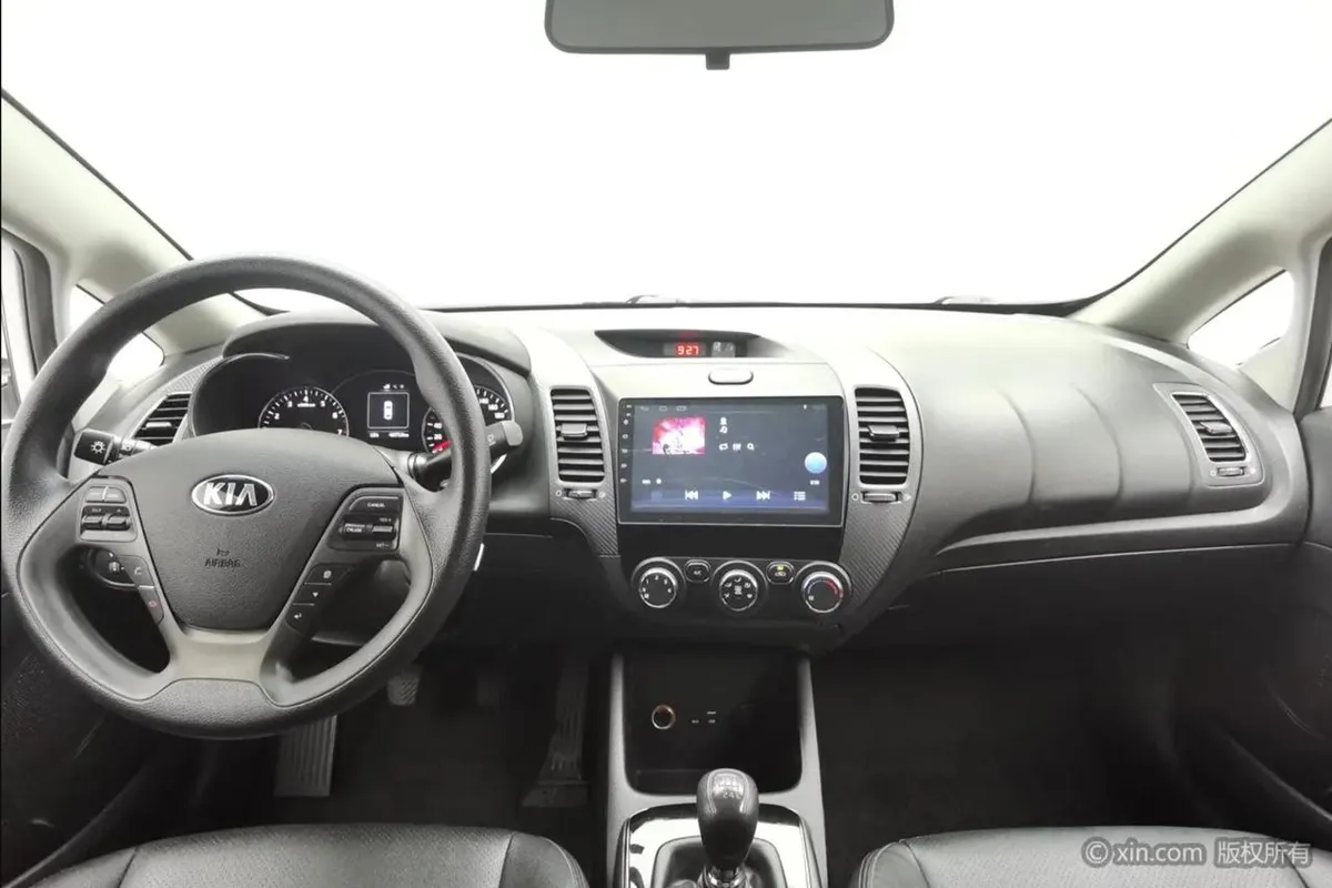 KIA K3 2016