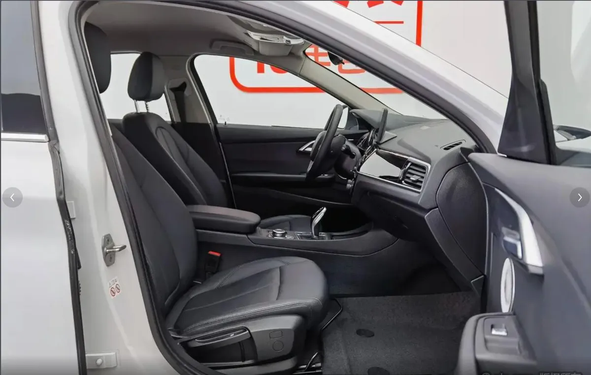 BMW 1 SERIES FACELIFT 120I 2021
