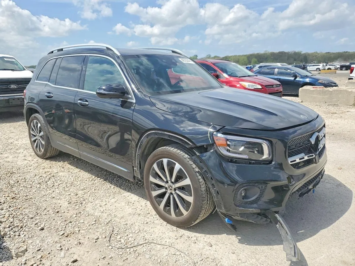 MERCEDES-BENZ GLB 250 4MATIC 2023