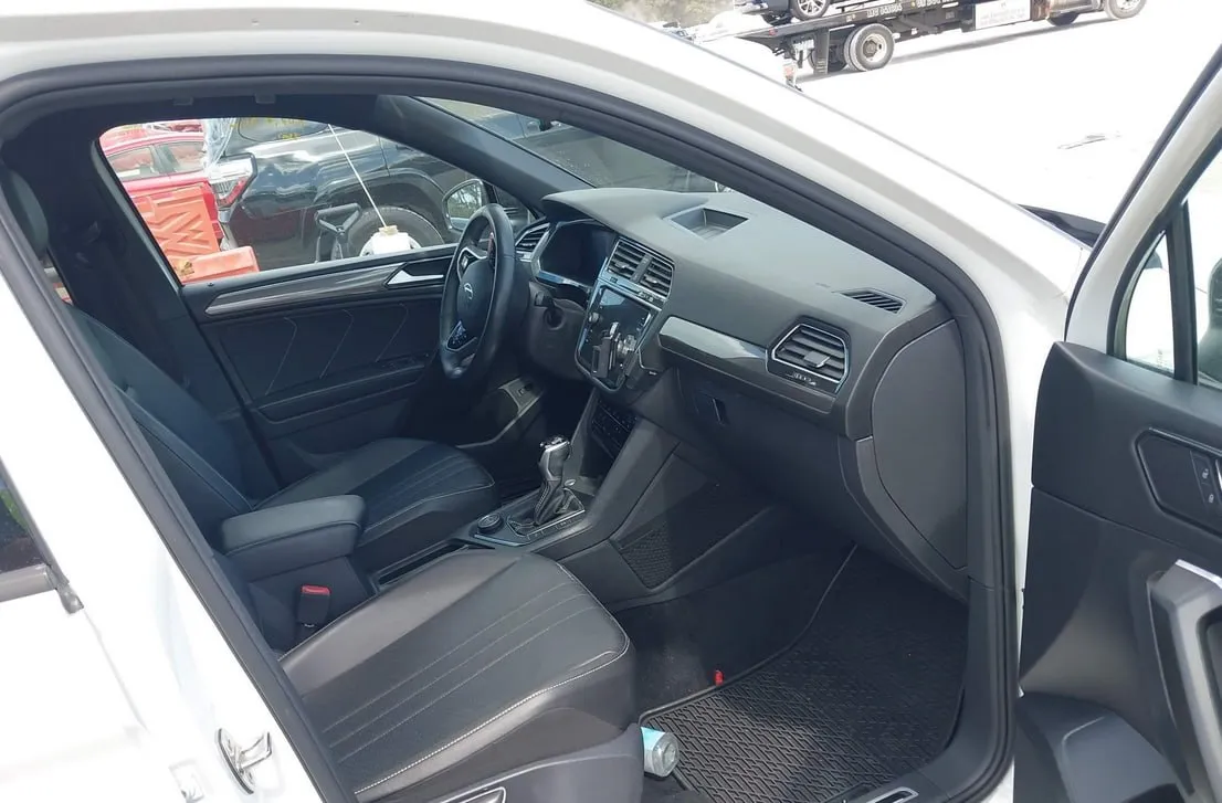 VOLKSWAGEN TIGUAN SE R-LINE BLACK 2022
