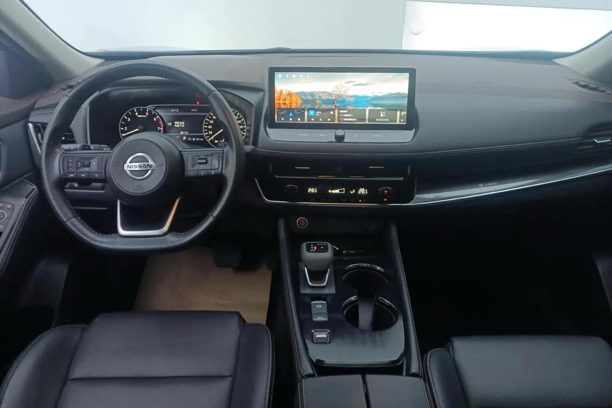 NISSAN X-TRAIL 2022