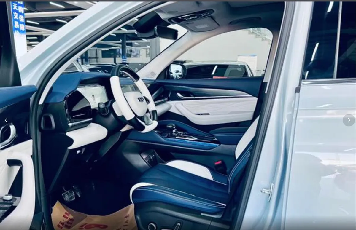 GEELY MONJARO 2022