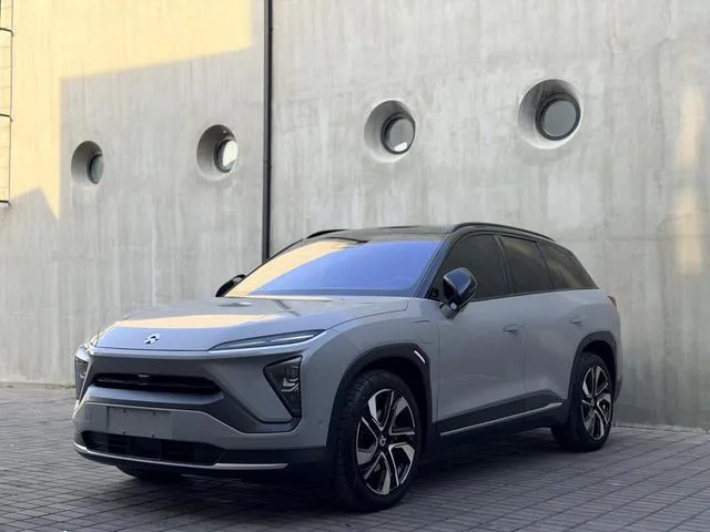 NIO ES6 2020
