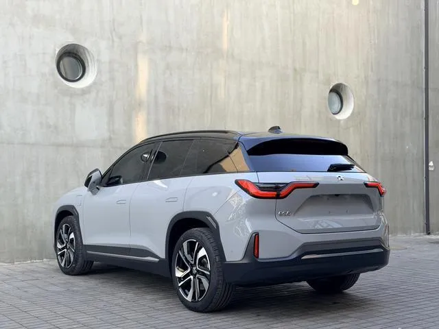 NIO ES6 2020