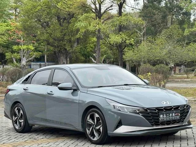 HYUNDAI ELANTRA ELITE 2021