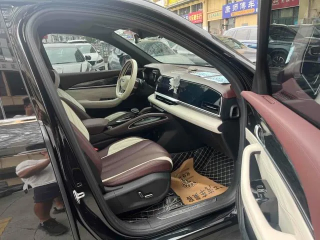 GEELY XINGYUE L 2021