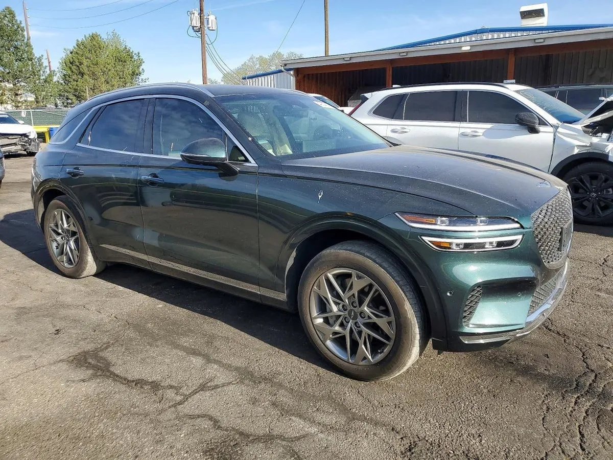 GENESIS GV70 STANDARD 2023