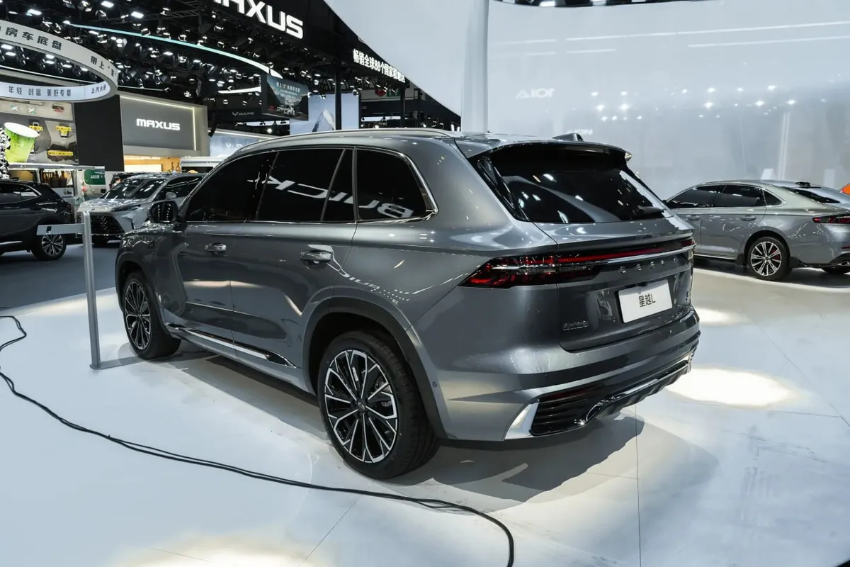 GEELY XINGYUE L 2026