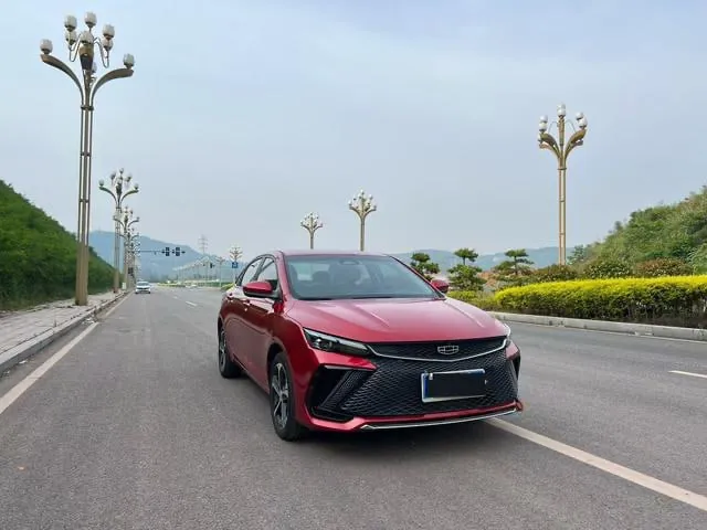 GEELY EMGRAND L 2022