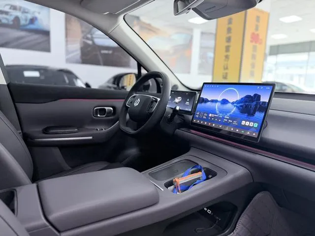 LEAPMOTOR C10 2024