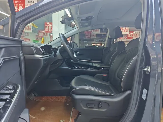 HYUNDAI CUSTO PREMIUM 2021