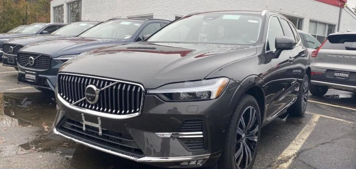 VOLVO XC60 B5 PLUS BRIGHT THEME 2023