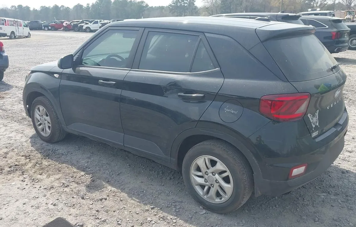 HYUNDAI VENUE SE 2024