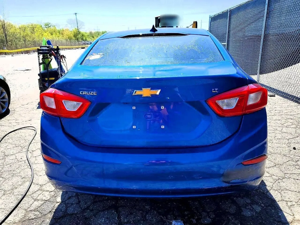 CHEVROLET CRUZE LT 2017