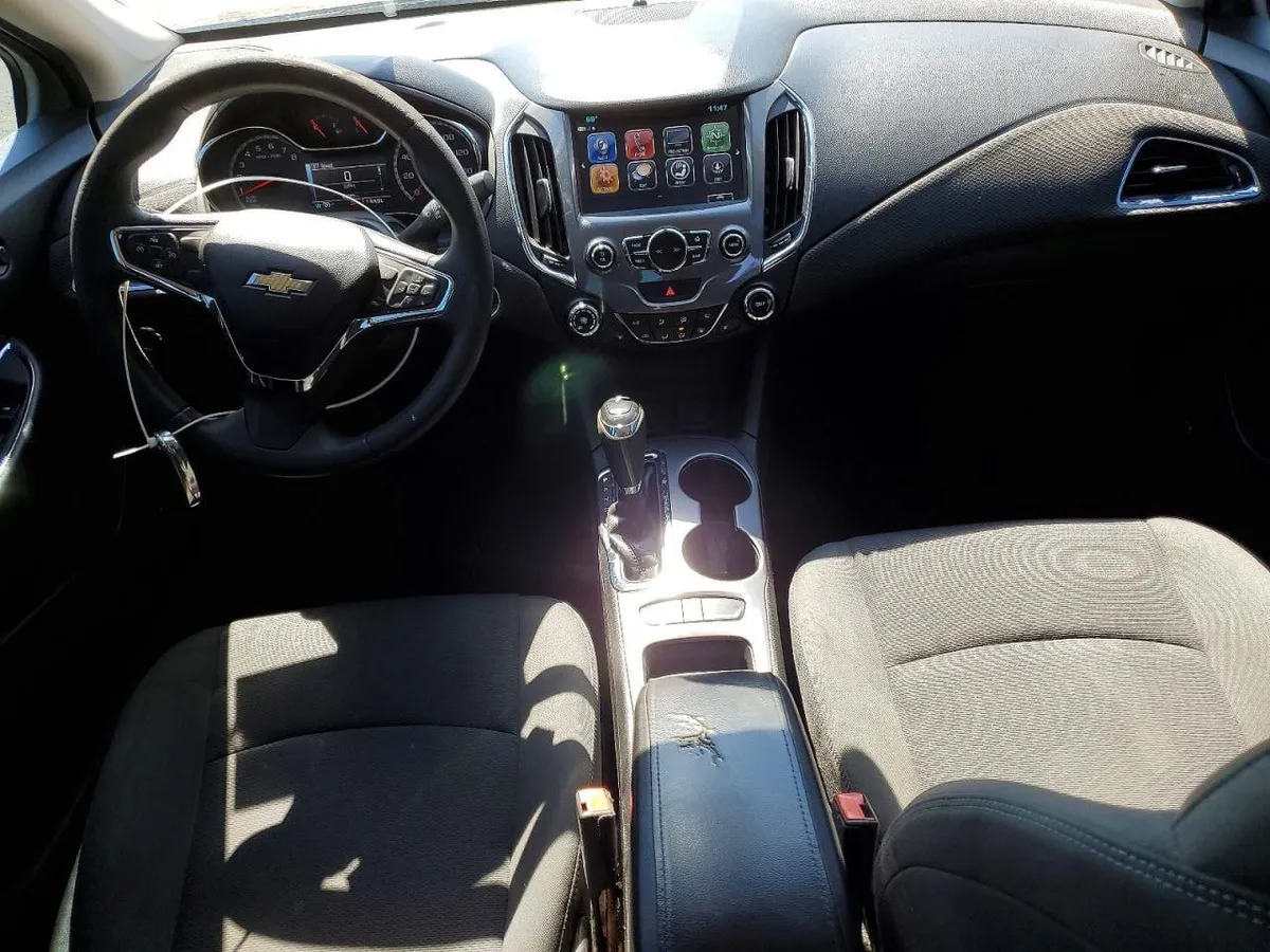 CHEVROLET CRUZE LT 2017