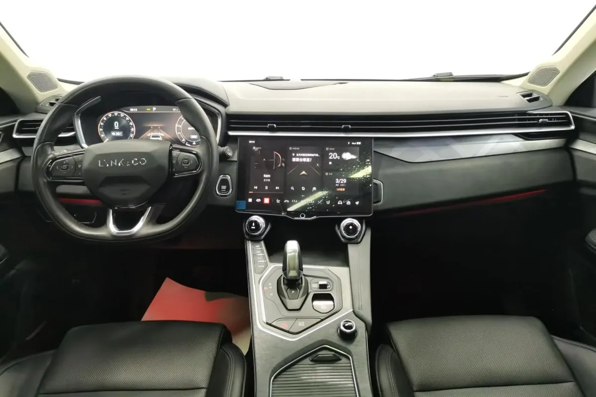LYNK & CO 01 АДАПТИВНЫЙ КРУИЗ-КОНТРОЛЬ 2021