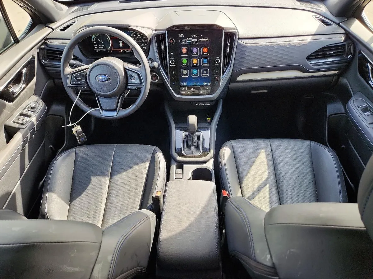 SUBARU FORESTER LIMITED 2025