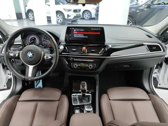 BMW 120I M SPORTS 2021