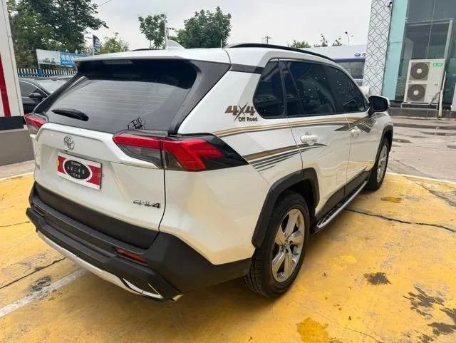 TOYOTA RAV4 FASHION PLUS 2021