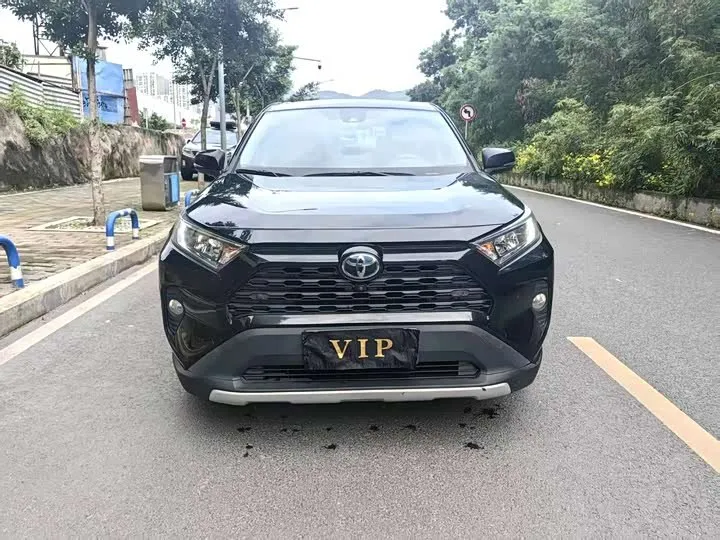 TOYOTA RAV4 FASHION PLUS EDITION 2022