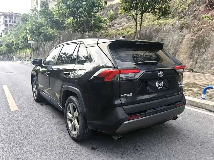 TOYOTA RAV4 FASHION PLUS EDITION 2022