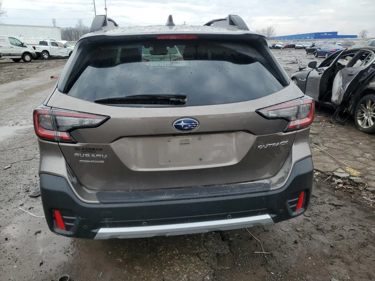 SUBARU OUTBACK LIMITED 2022