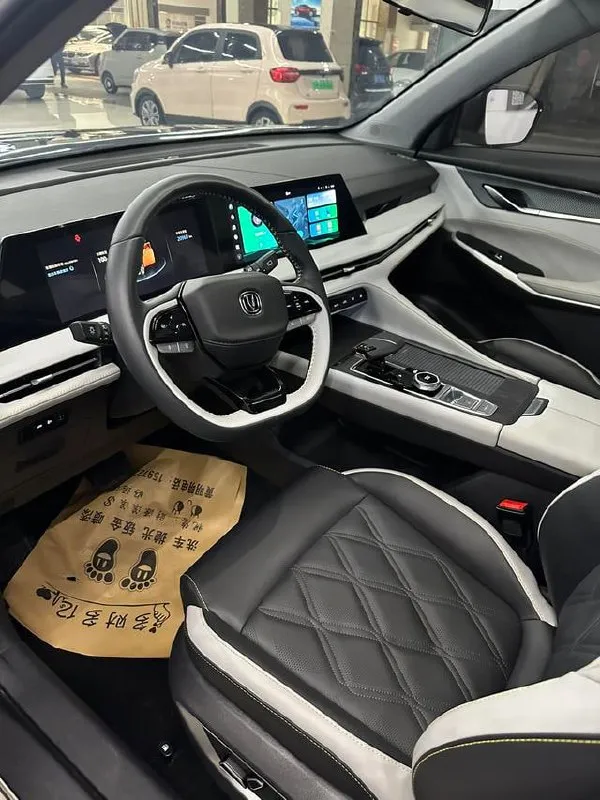 CHANGAN CS75 PLUS 2023