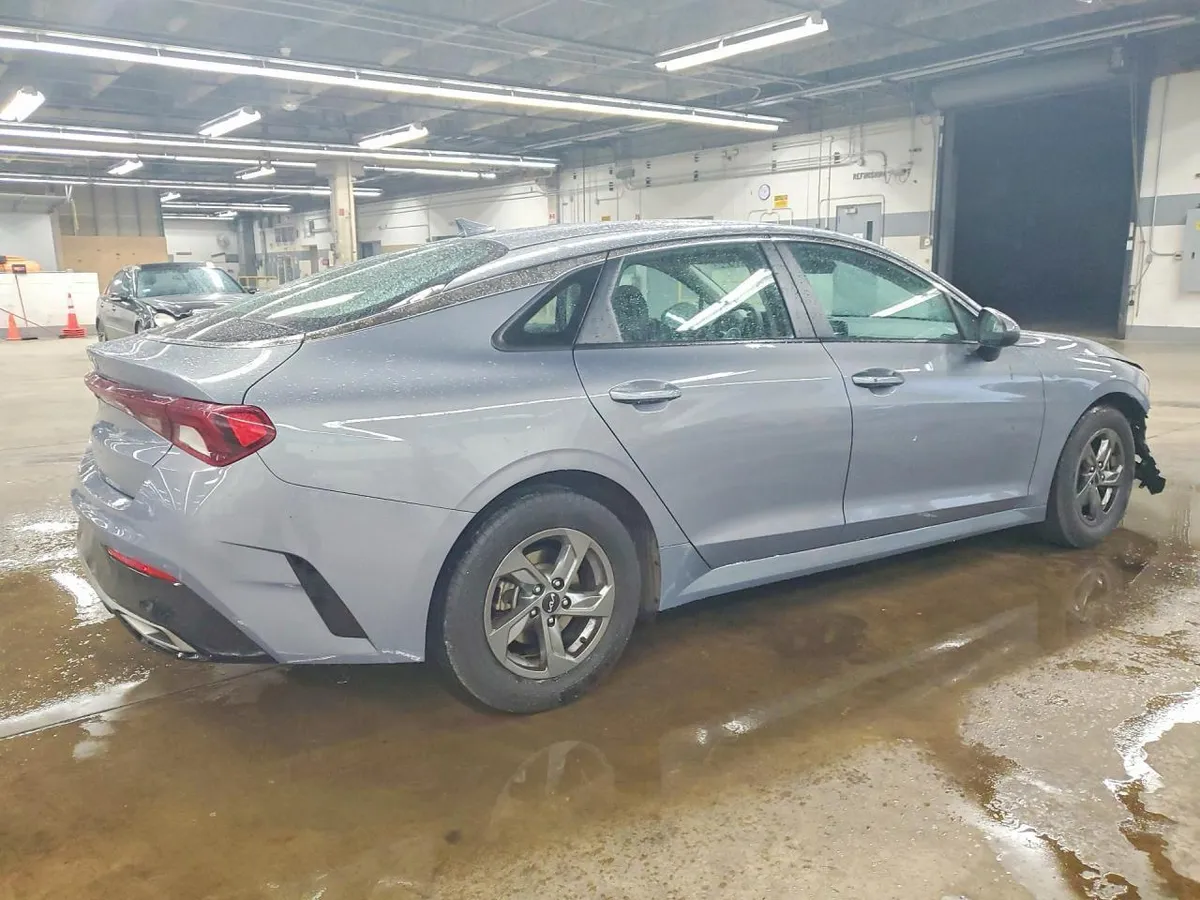 KIA K5 LXS 2023