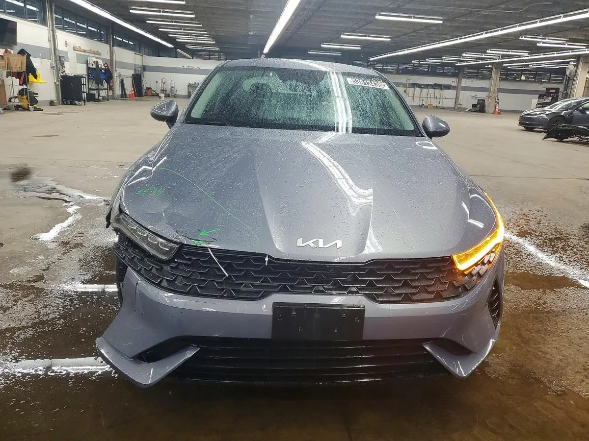 KIA K5 LXS 2023