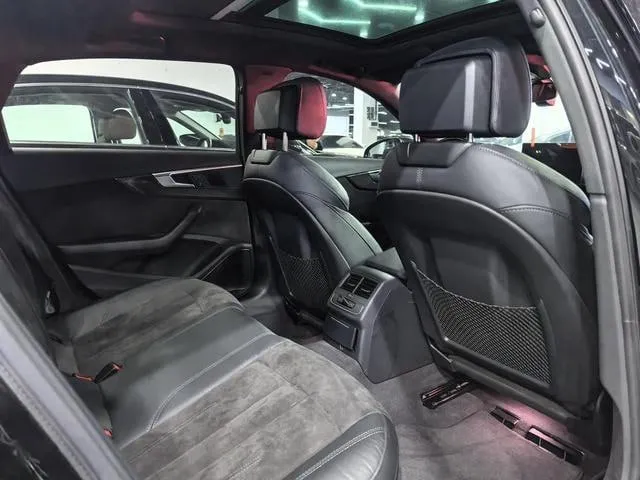 AUDI A4L 2022