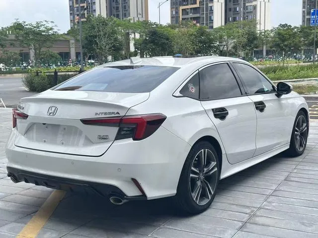 HONDA INTEGRA PREMIUM 2023