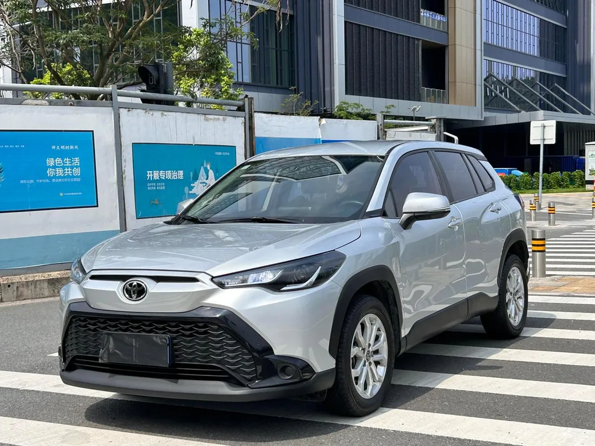 TOYOTA FRONTLANDER ELITE 2022