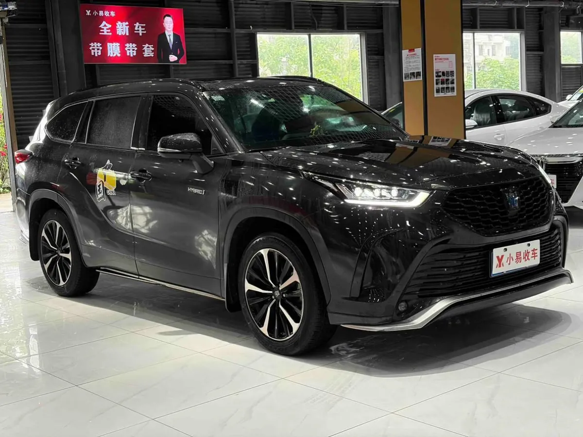 TOYOTA CROWN KLUGER LUXURY 2021