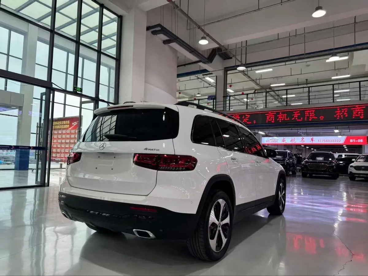 MERCEDES-BENZ GLB 220 4MATIC 2022