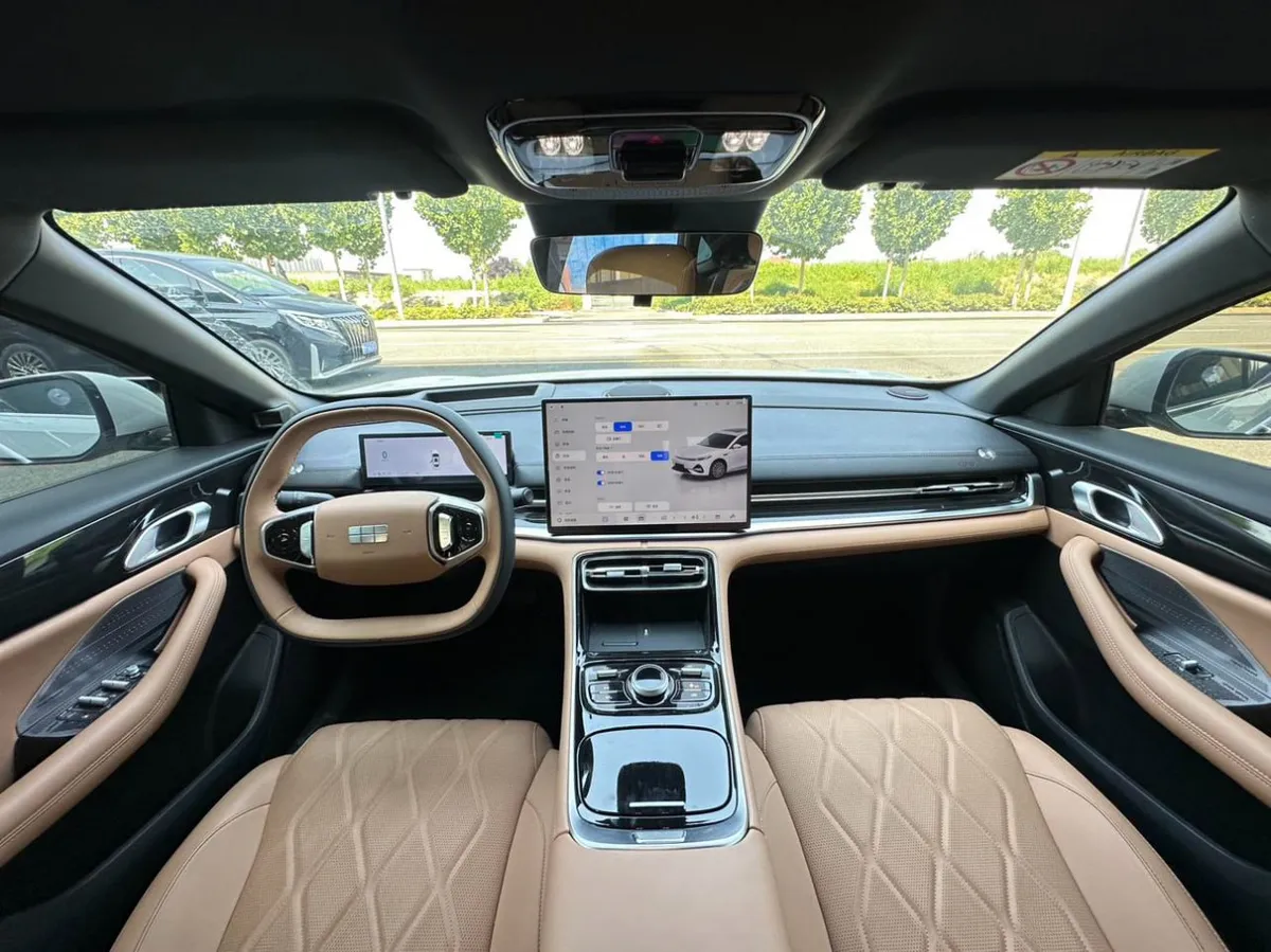 GEELY A7 EM 2025