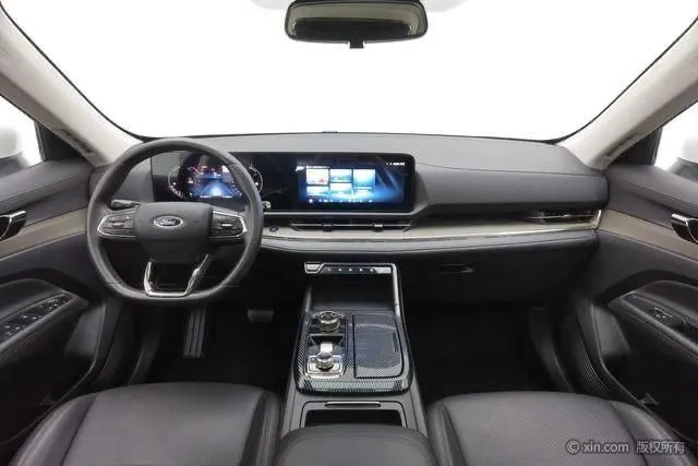 FORD EQUATOR SPORT 170 PLATINUM EDITION 2022